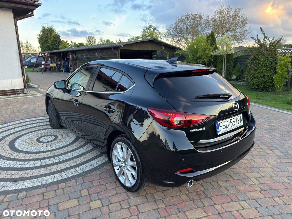 Mazda 3 - 4