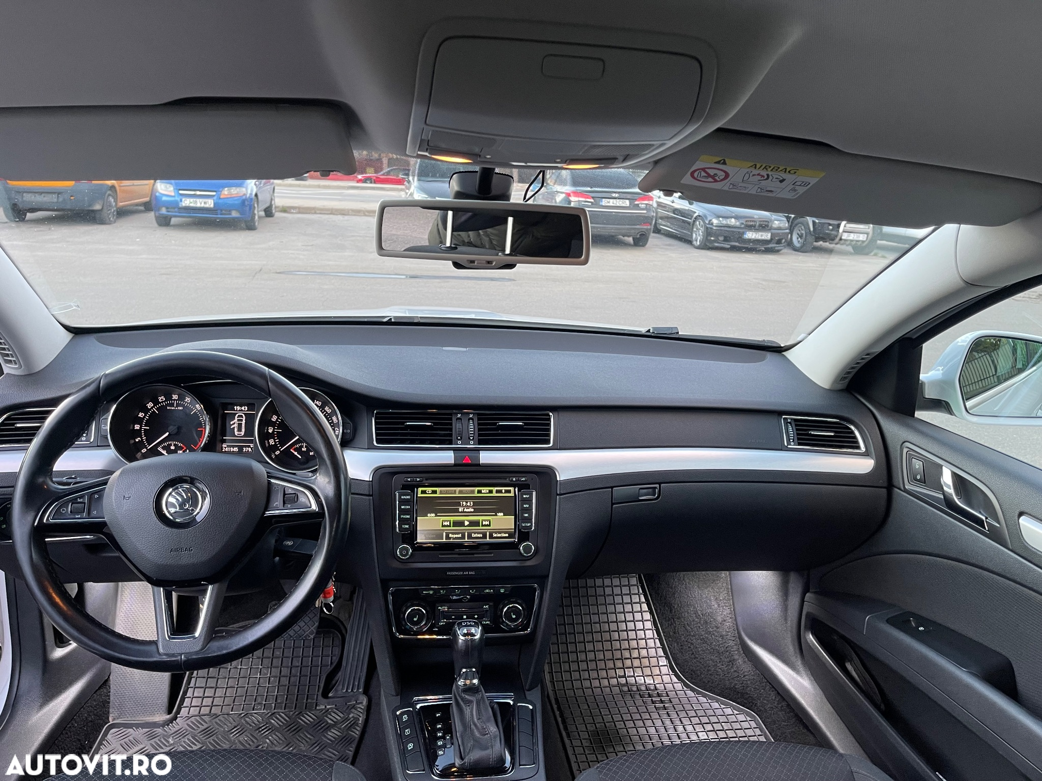 Skoda Superb Combi 2.0 TDI 4X4 Elegance - 9