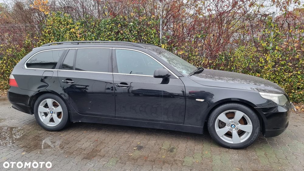 BMW Seria 5 525d - 4