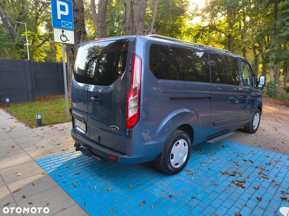 Ford Transit Custom 2023 photo 3