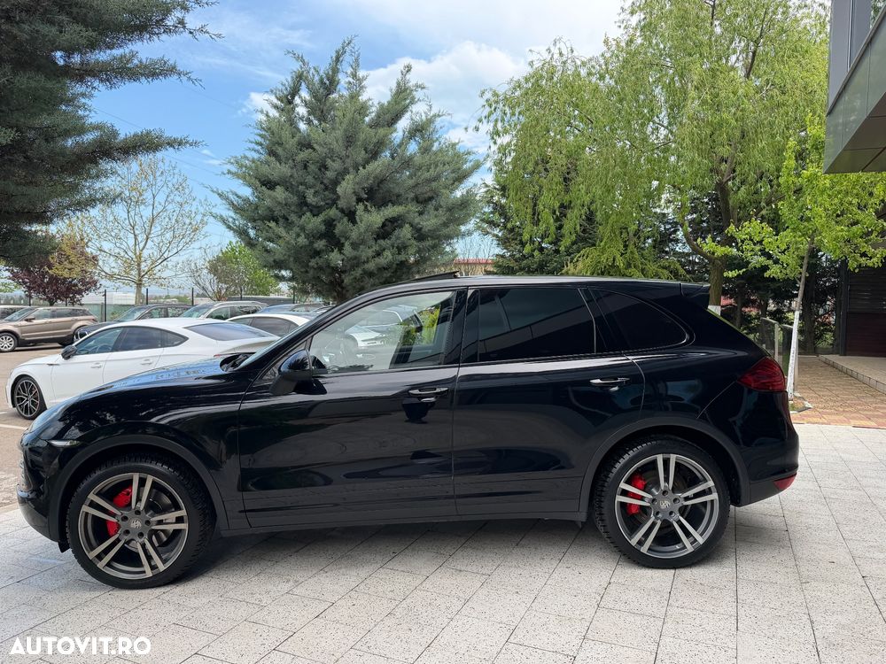 Porsche Cayenne Platinum Edition - 22