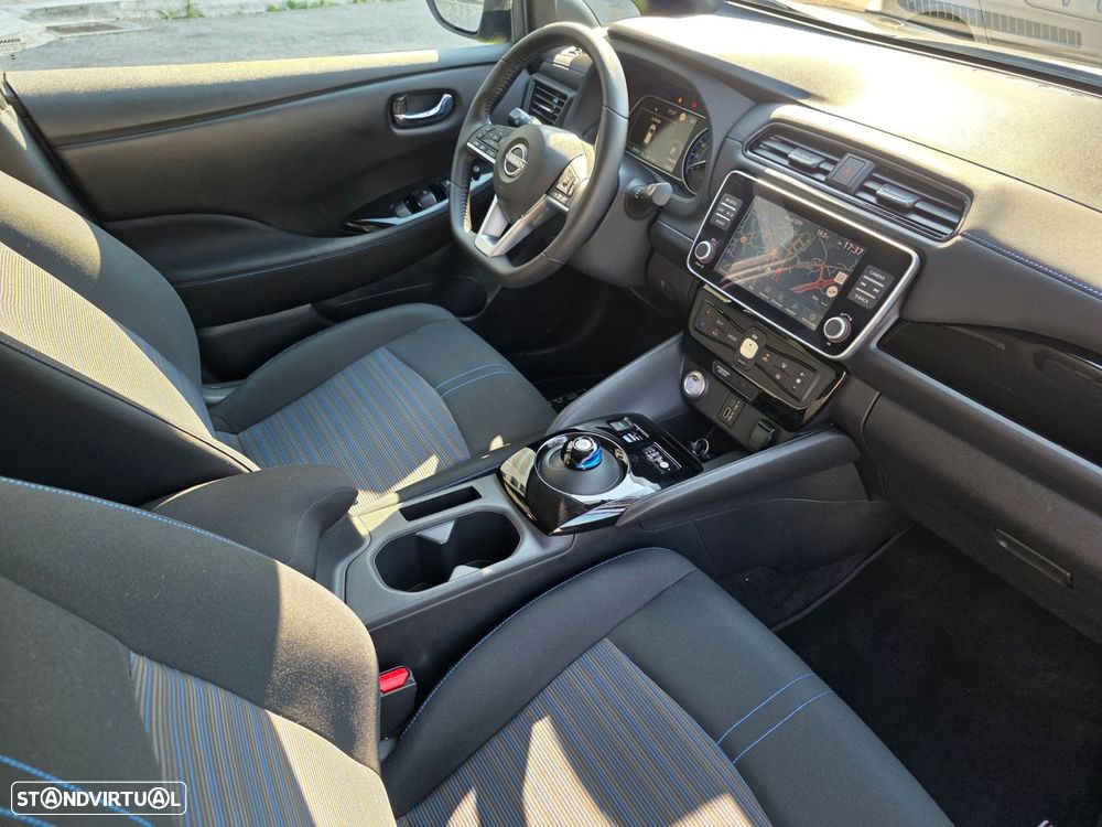 Nissan Leaf N-Connecta Full Led - 23