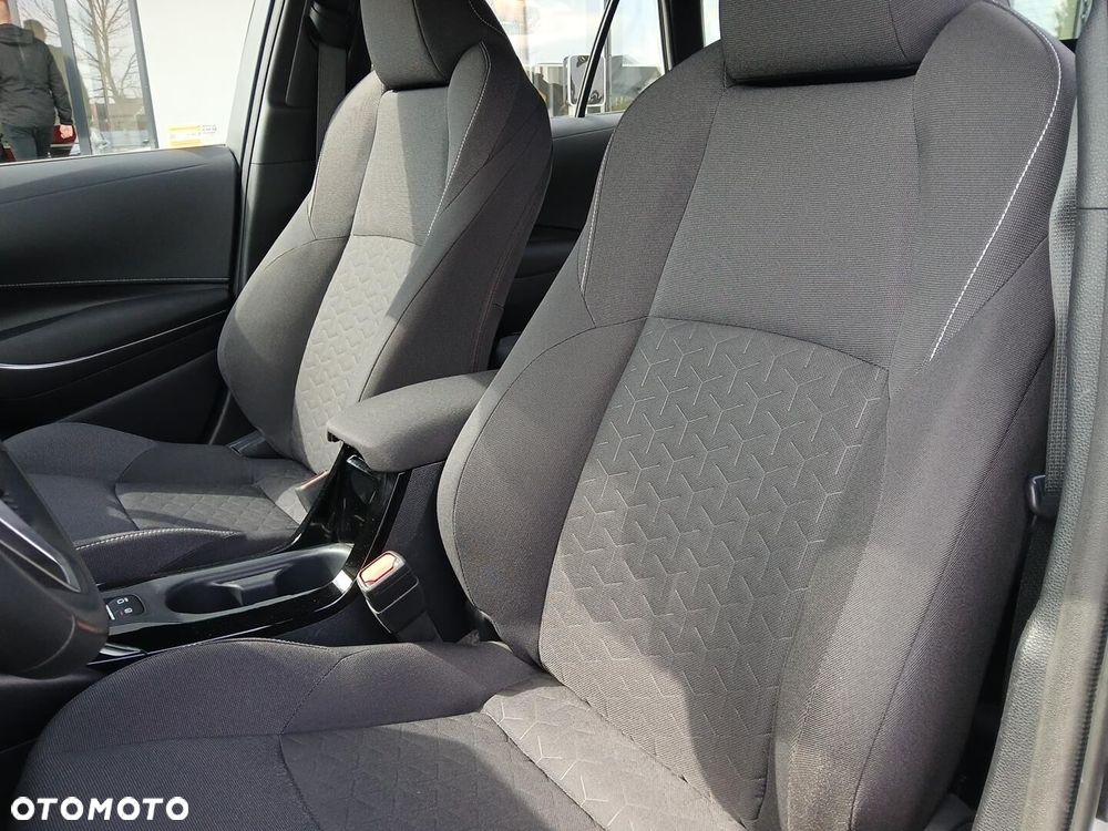 Toyota Corolla 2.0 Hybrid Comfort - 37