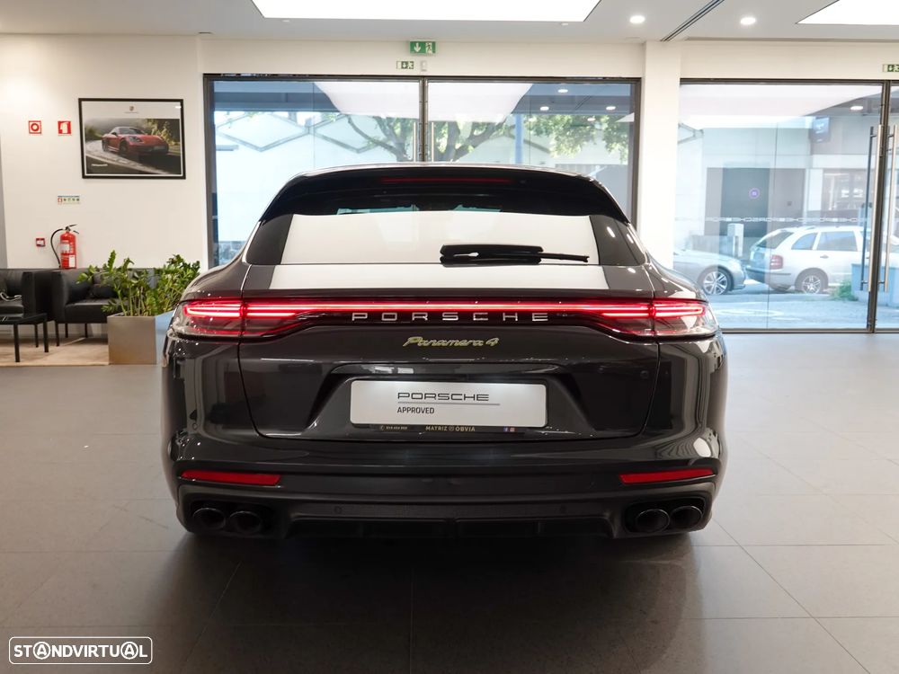 Porsche Panamera Sport Turismo 4 E-Hybrid - 5