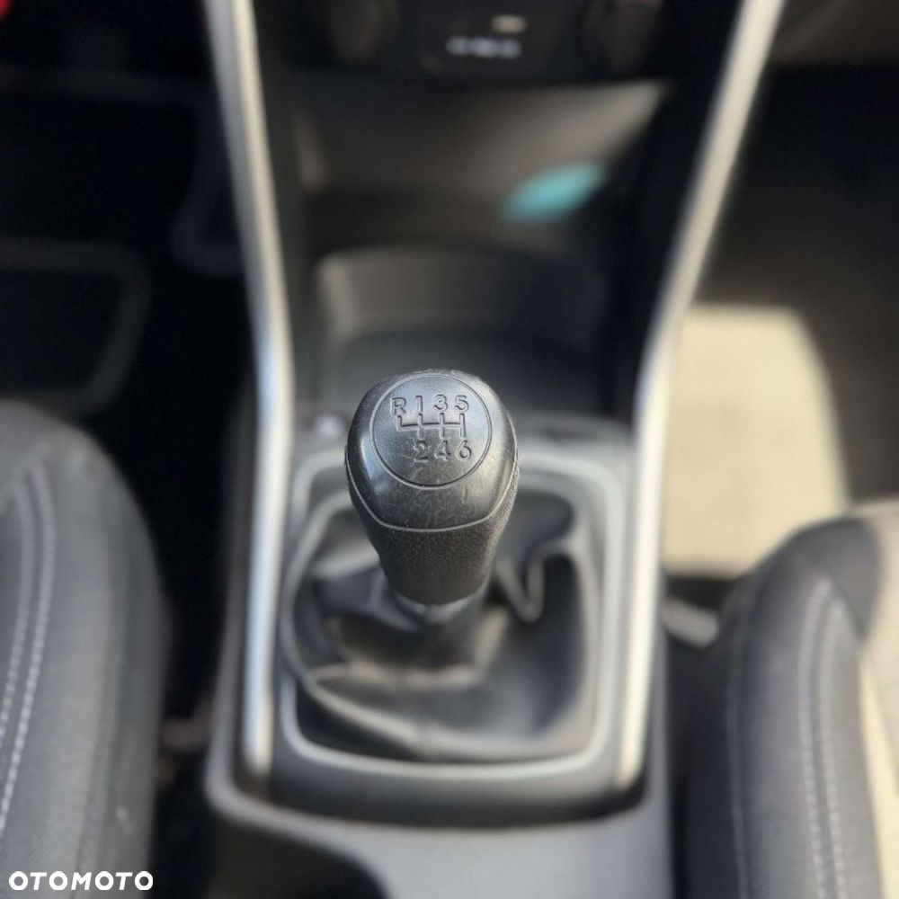 Hyundai i30 - 29