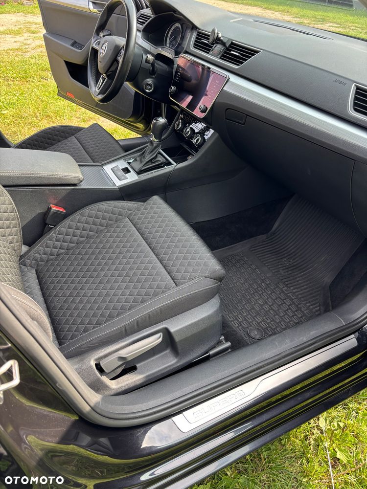 Skoda Superb 2.0 TSI Ambition DSG - 14