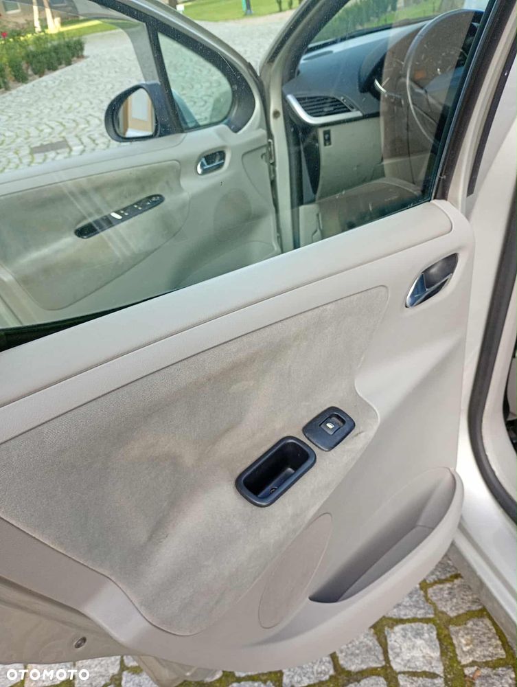 Peugeot 207 1.6 HDi 16V Sporty - 14