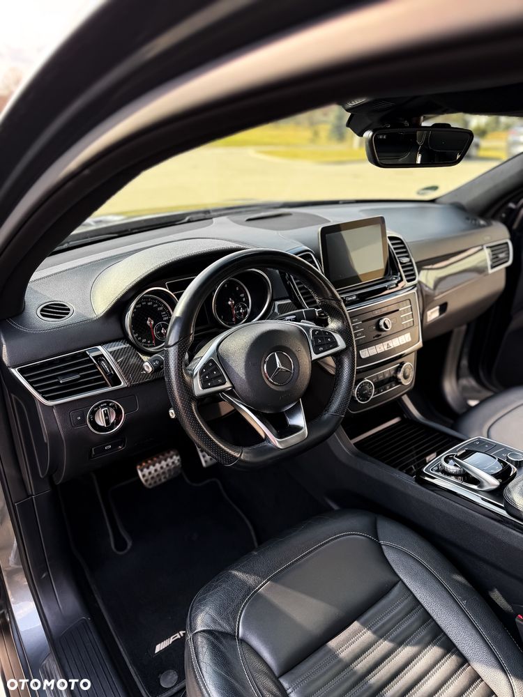 Mercedes-Benz GLE 350 d 4Matic 9G-TRONIC AMG Line - 9