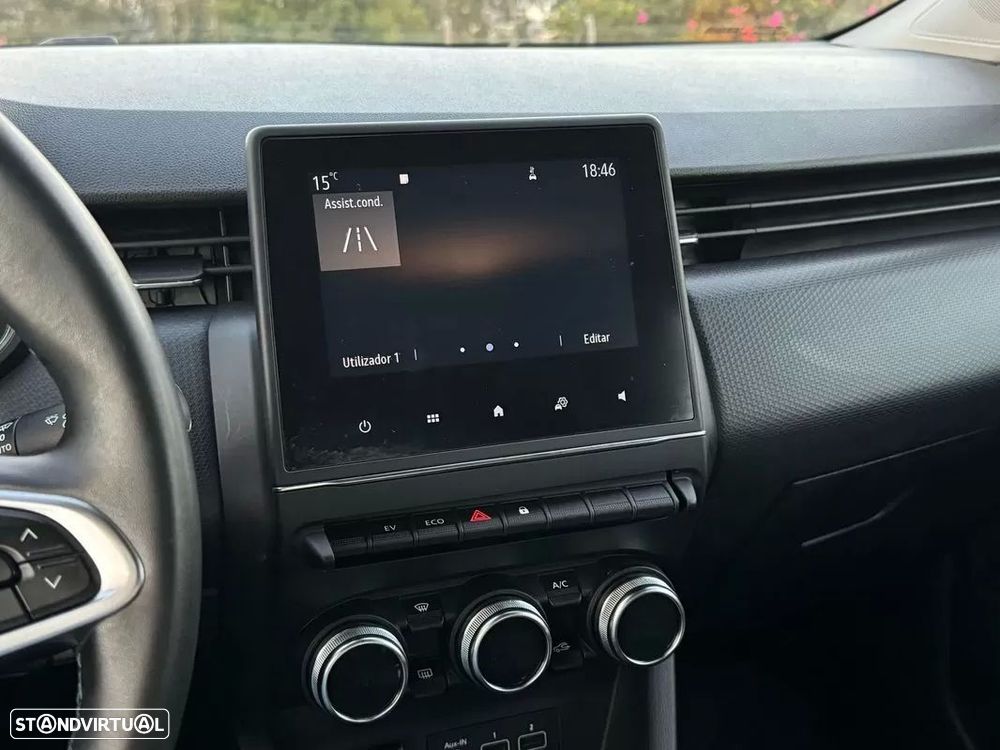 Renault Clio 1.6 E-Tech Intens - 18