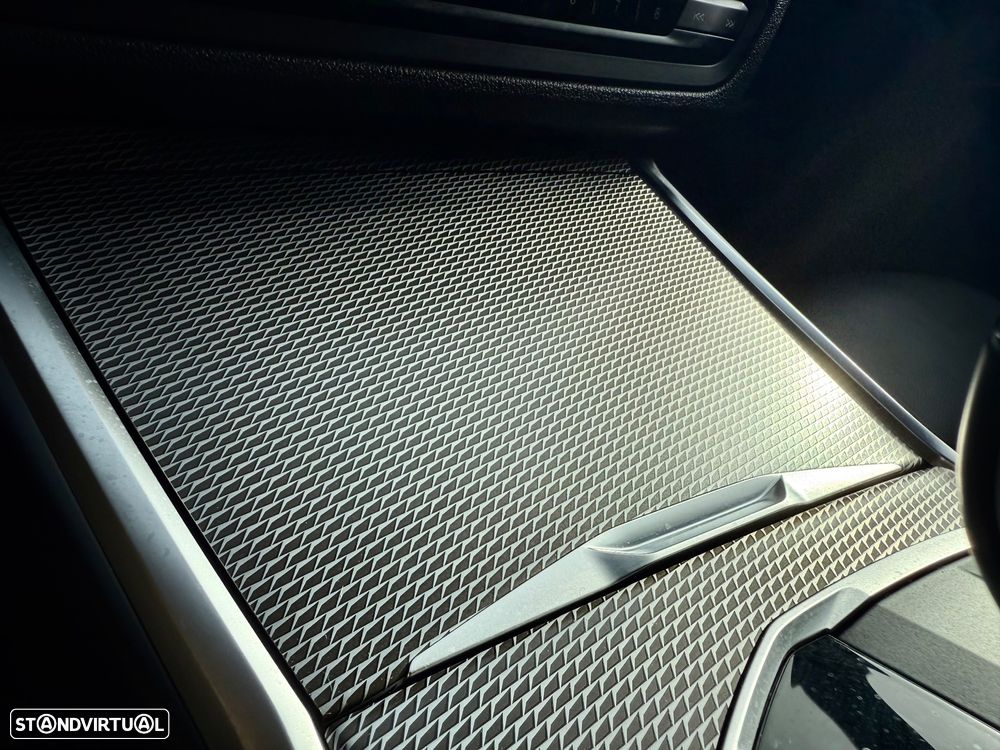 BMW 320 d Pack M Shadow Auto - 40