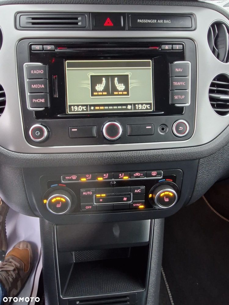 Volkswagen Tiguan - 19