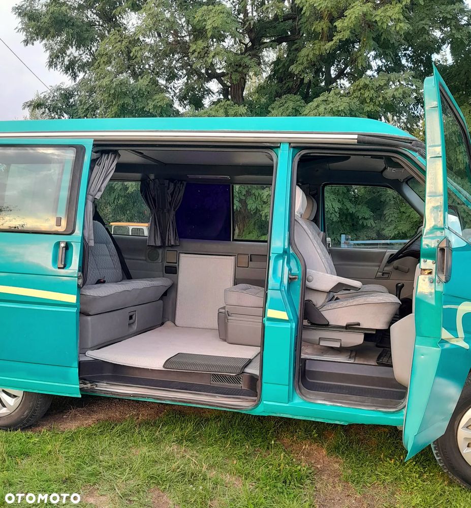 Volkswagen Multivan - 8