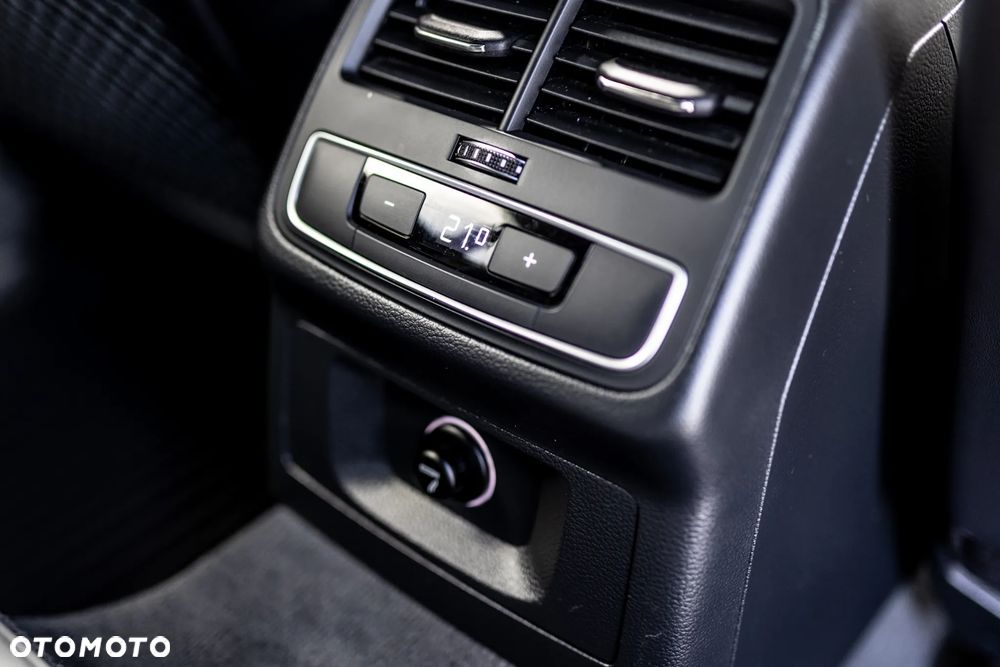Audi A4 Avant 40 TDI S tronic quattro sport - 26