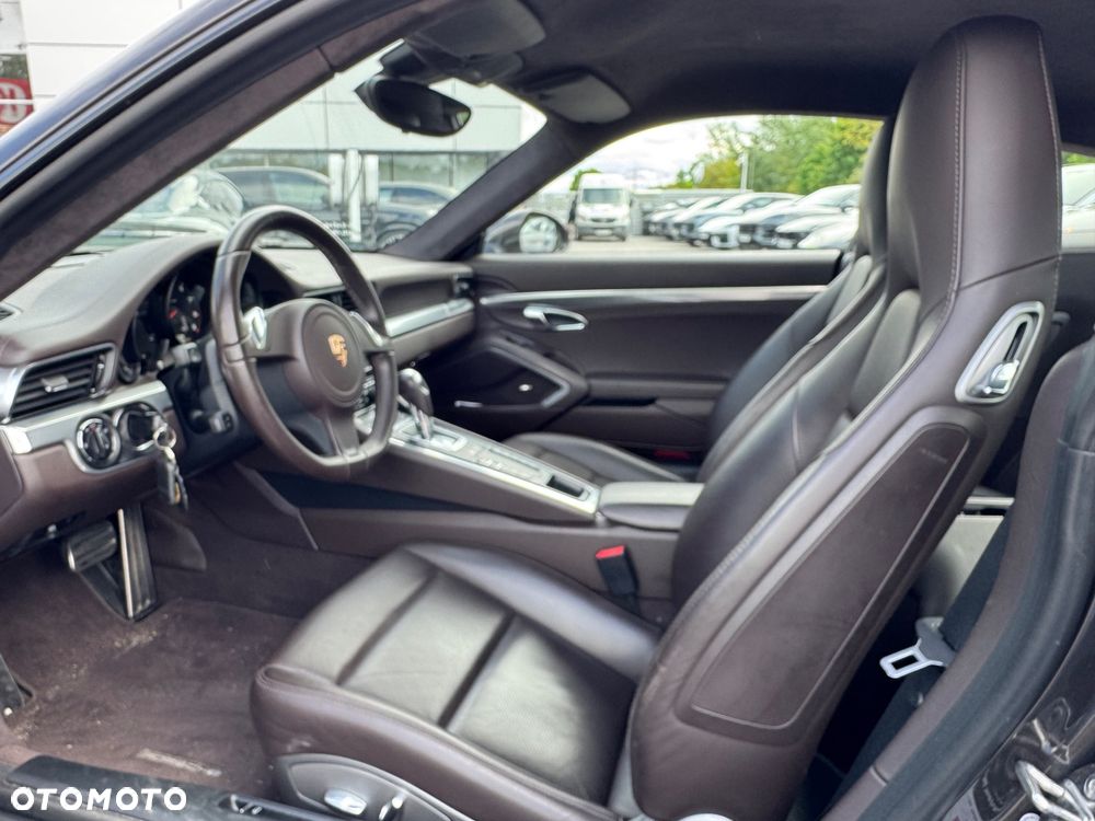 Porsche 911 Carrera PDK - 14