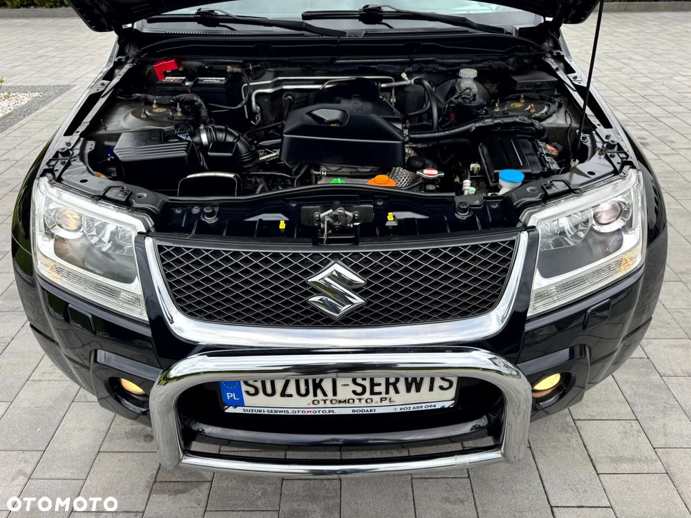 Suzuki Grand Vitara 2.0 De luxe - 15