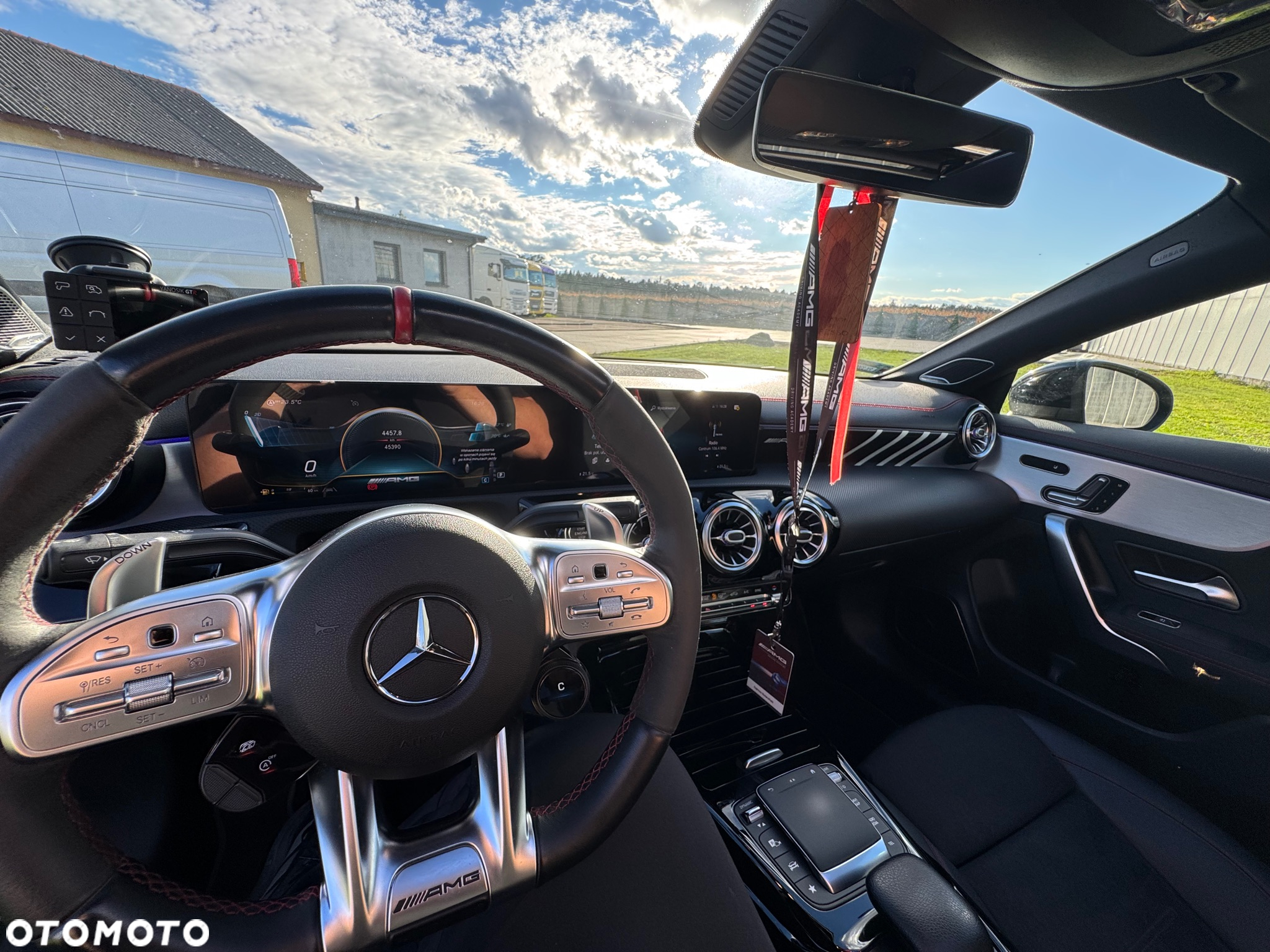 Mercedes-Benz CLA AMG 45 S 4-Matic 8G-DCT - 8