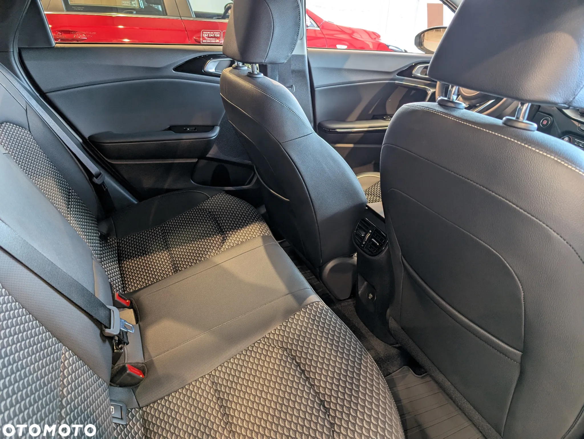 Kia Ceed 1.5 T-GDI Tribute - 6