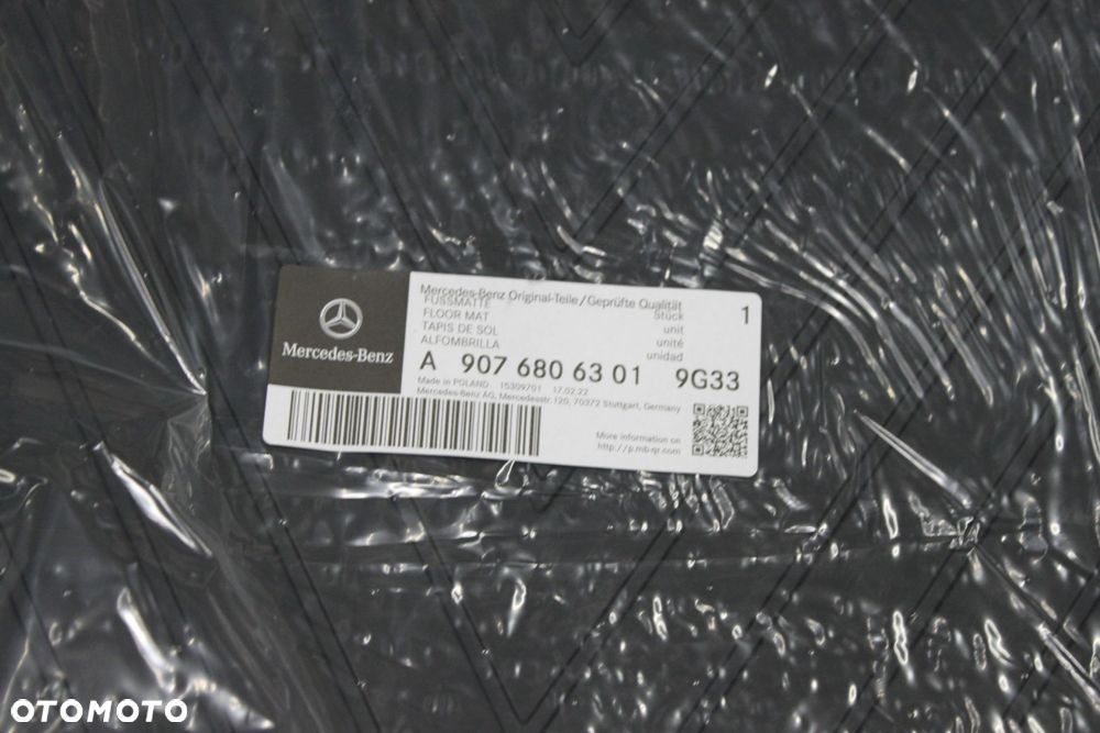 MERCEDES SPRINTER 907 Mata gumowa tyl pasazer - 2