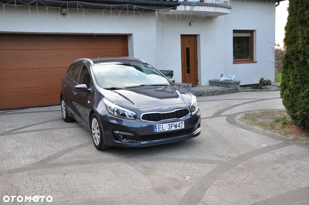 Kia Ceed 1.4 L - 14