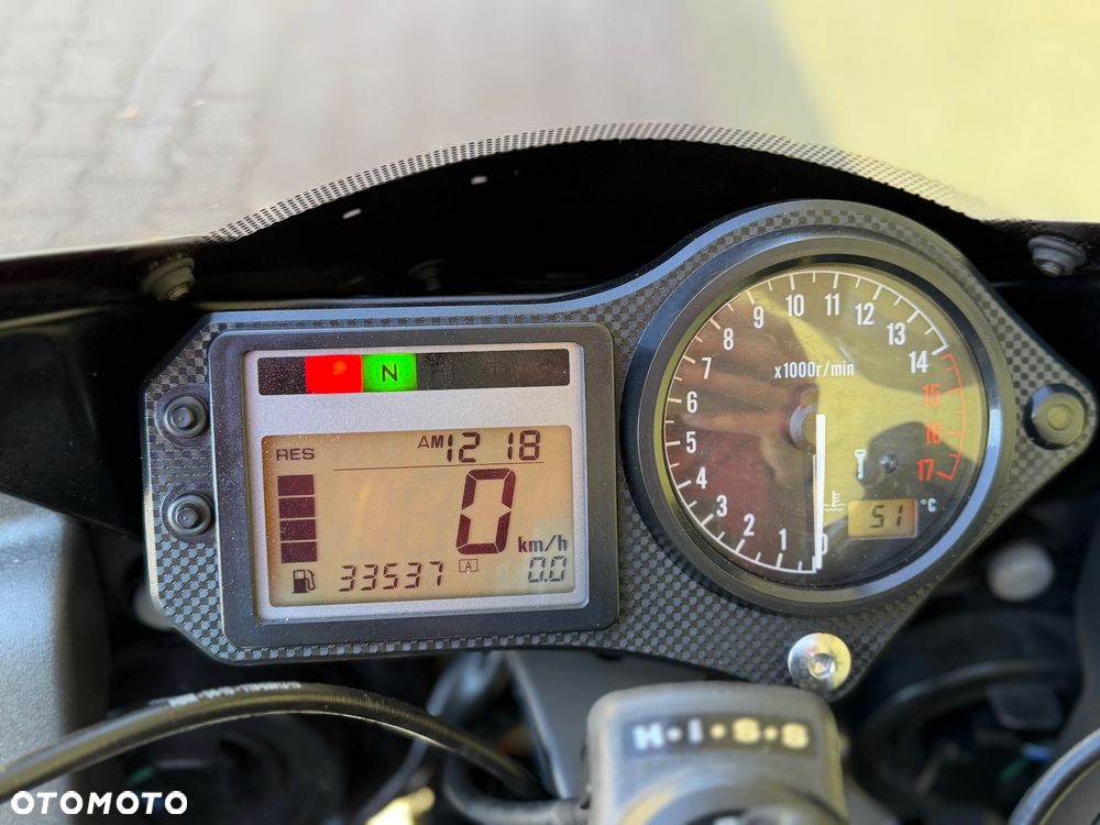 Honda CBR - 38