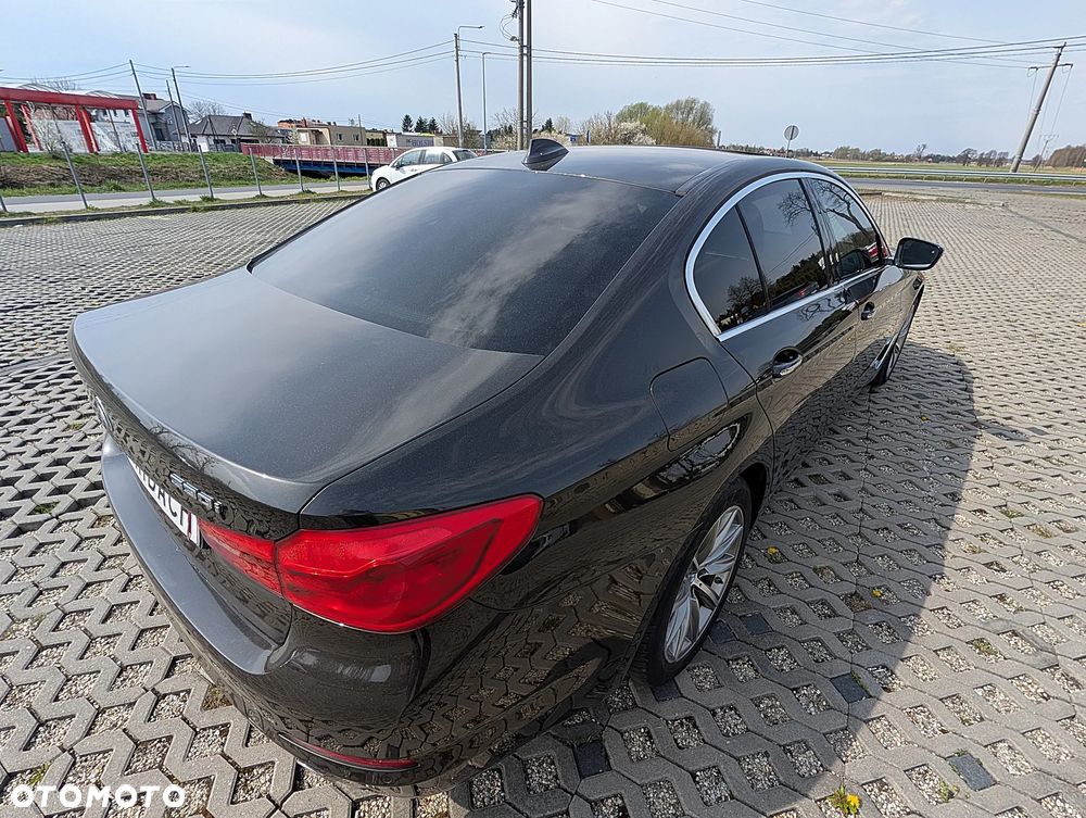 BMW Seria 5 530i Luxury Line - 18