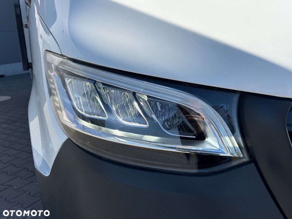 Mercedes-Benz Sprinter 519 - 29