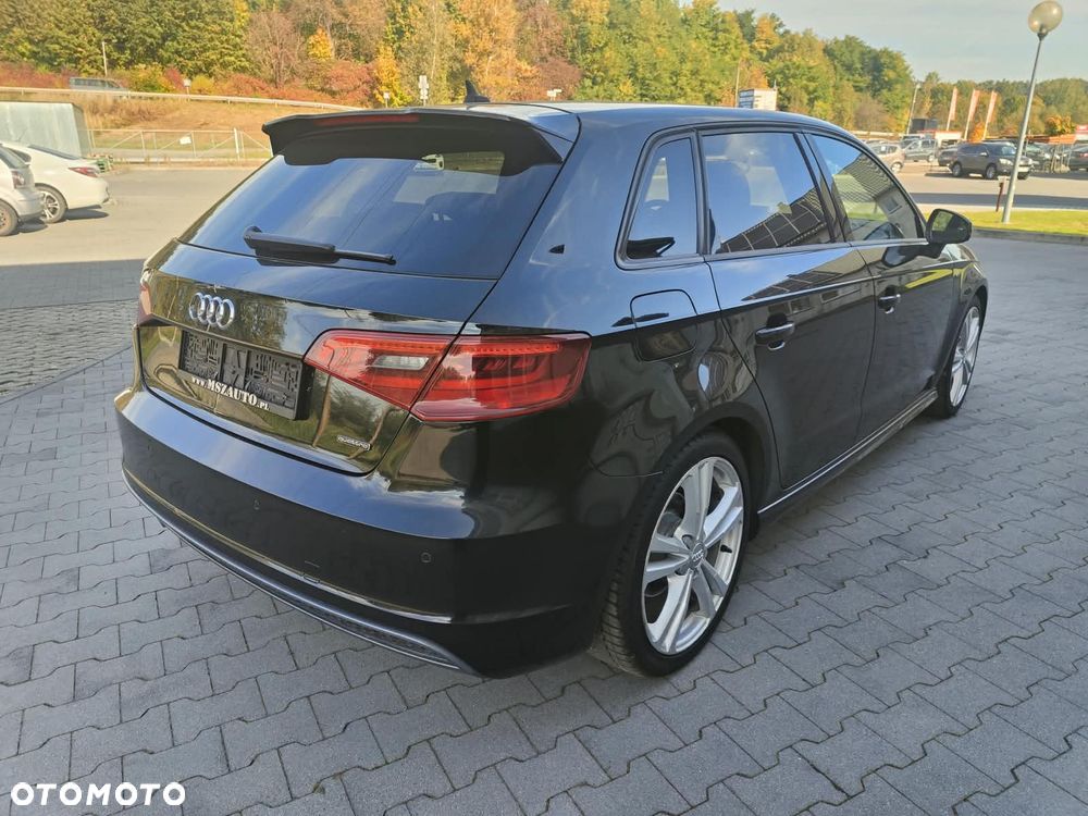 Audi A3 Sportback 2.0 TDI (clean diesel) quattro S tronic S line Sportpaket - 5