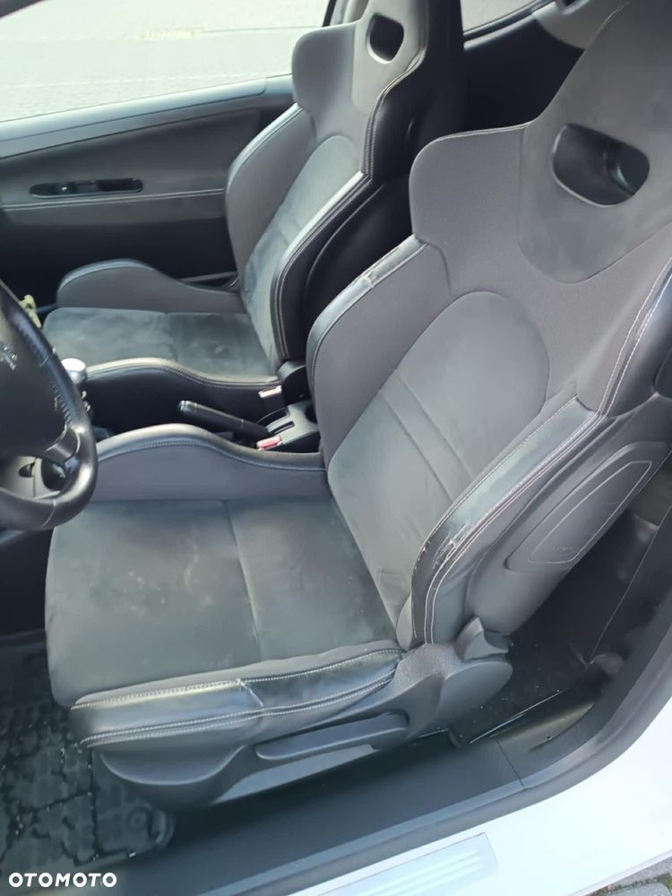 Peugeot 207 - 5