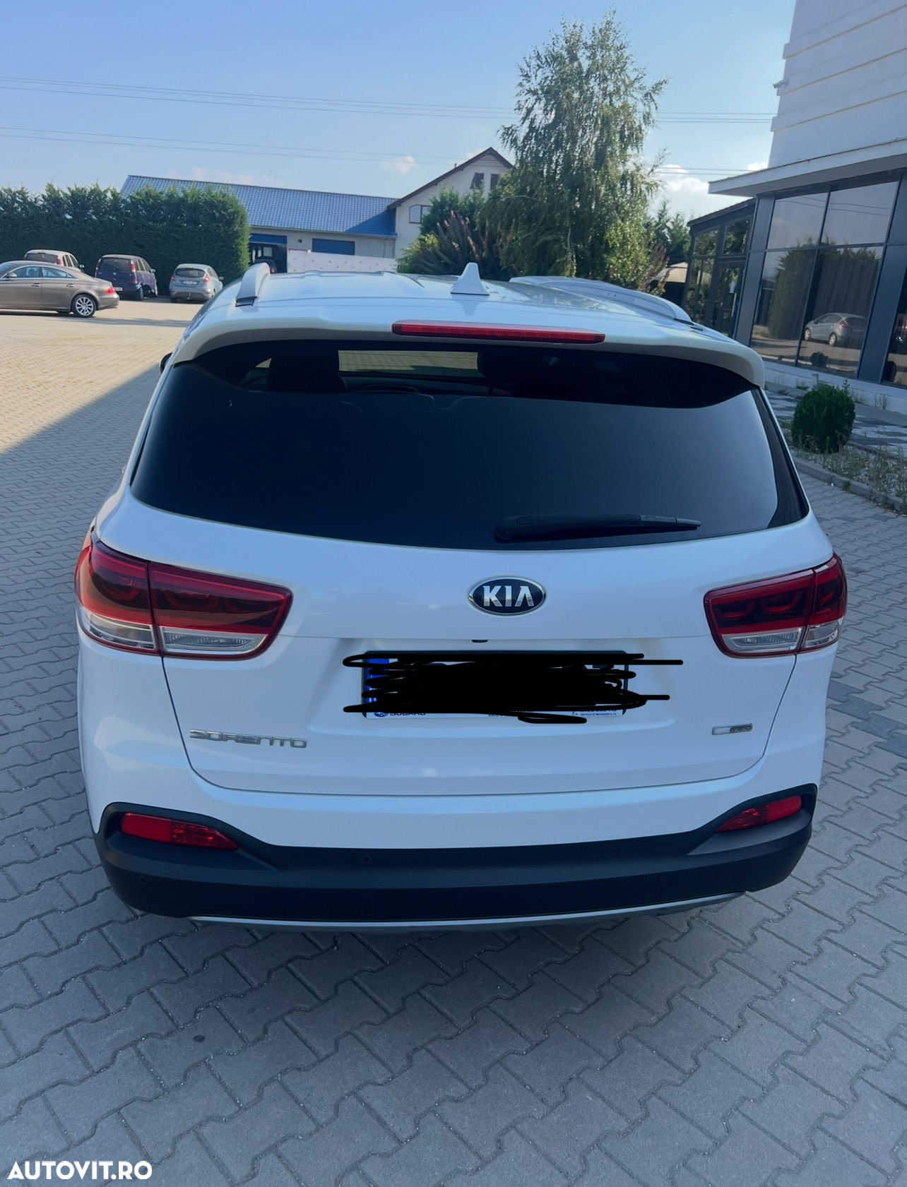 Kia Sorento 2.2 DSL 6AT 4x4 Cosmo - 9