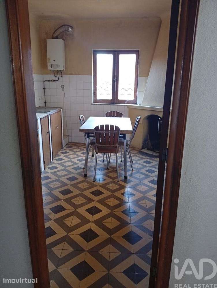 Casa / Villa T4 em Caria de 267 m2 - Grande imagem: 3/17