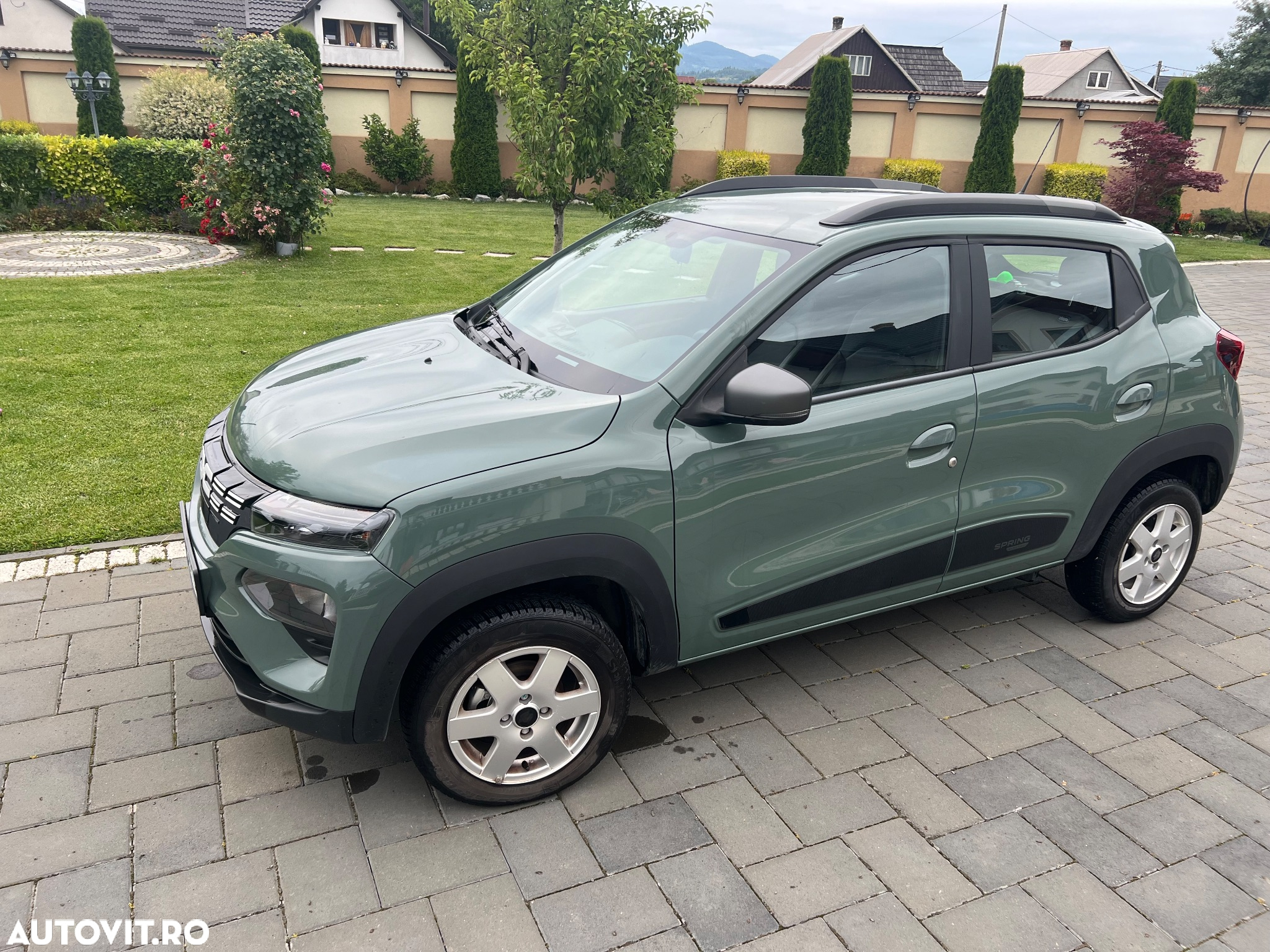 Dacia Spring Expression - 12