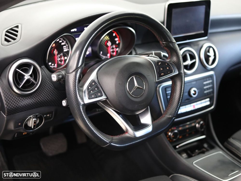 Mercedes-Benz A 180 d AMG Line Aut. - 29