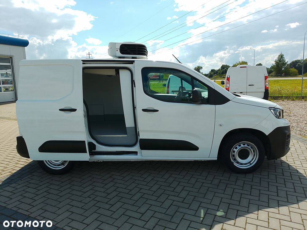 Peugeot Partner Berlingo Combo Doblo 3osoby Izoterma Chłodnia Mroźnia do lodów minus 20 stopni 220V grzanie - 9