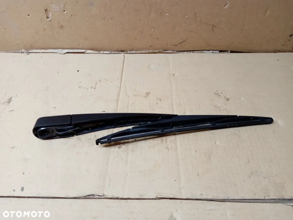 Ramie wycieraczki wycieraczka tył tylna Kia Sportage III - 2