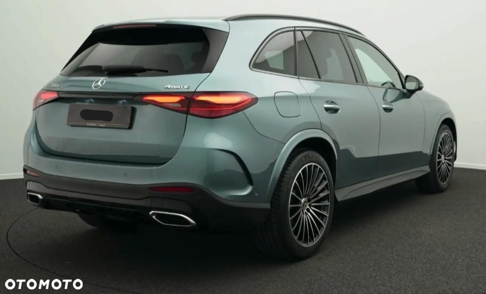 Mercedes-Benz GLC - 4