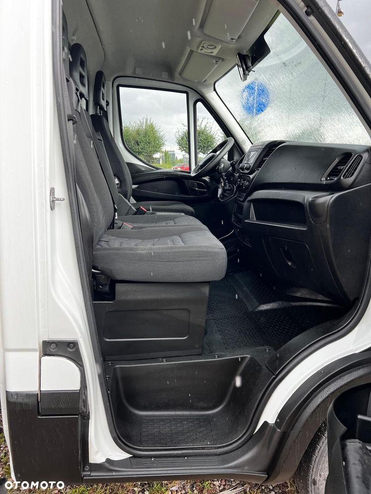 Iveco Kontener+Winda - 17
