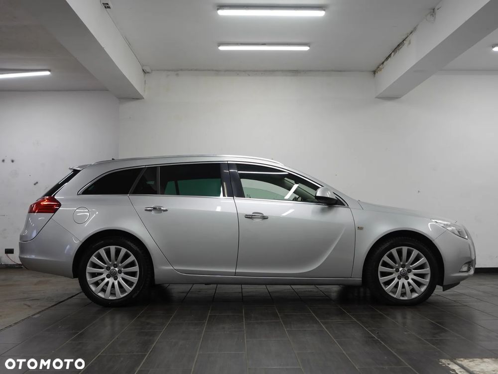 Opel Insignia 2.0 CDTI - 11