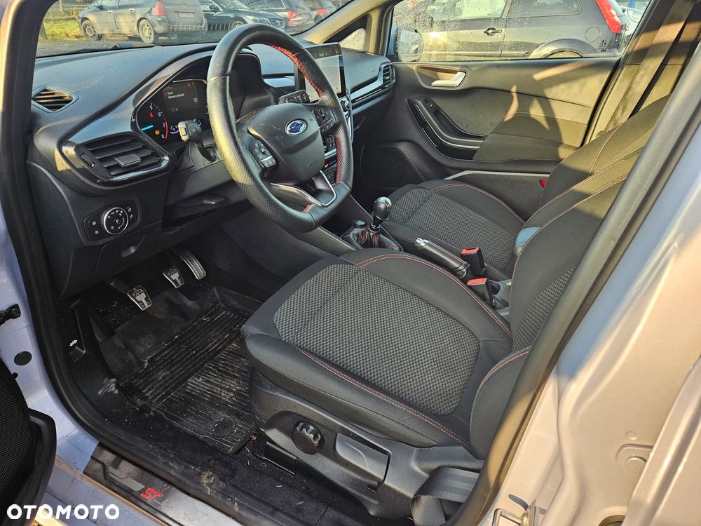 Ford Fiesta 1.0 EcoBoost Hybrid S&S ST-LINE - 11