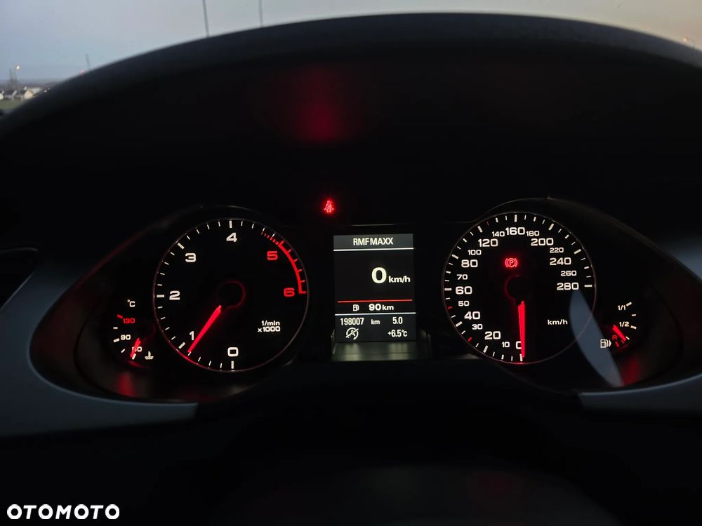 Audi A4 Avant 2.0 TDI DPF - 23