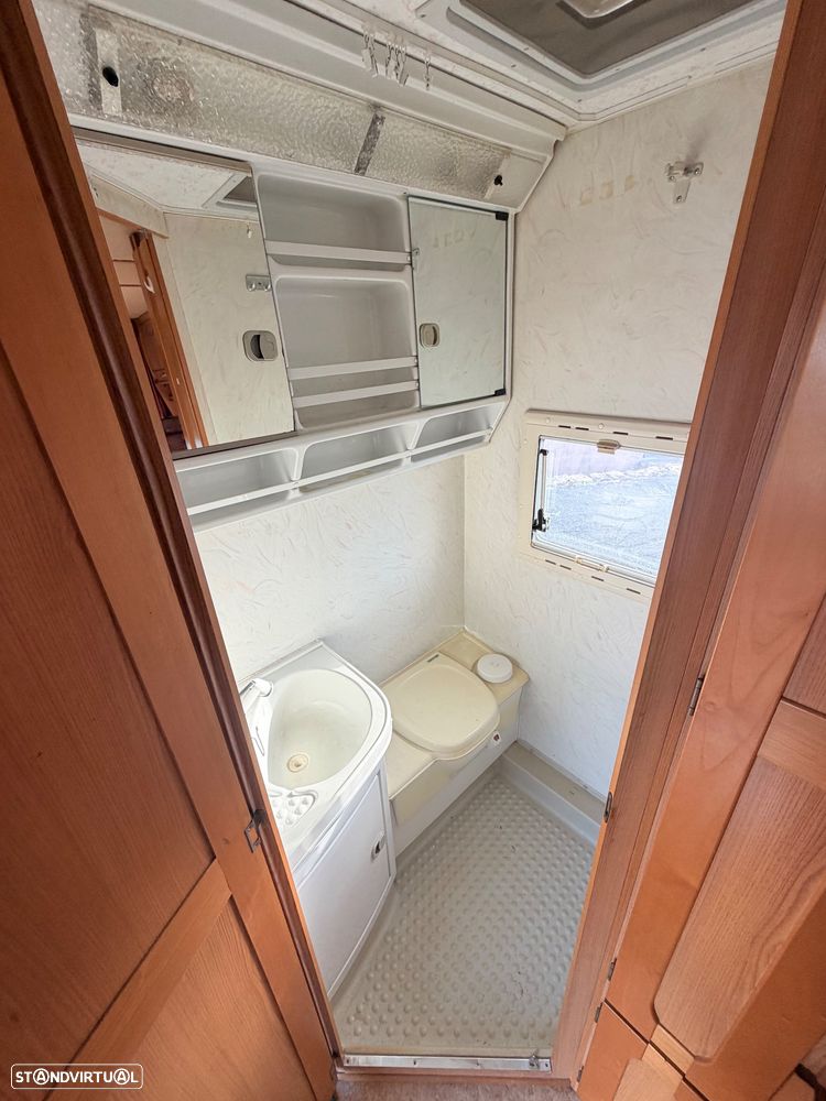 Euramobil Euramobil Fiat Ducato 2.5D motor iveco - 6 lugares livrete - 13