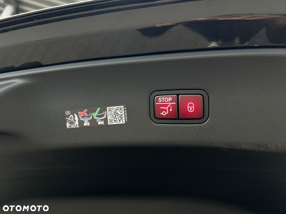 Mercedes-Benz GLC - 24