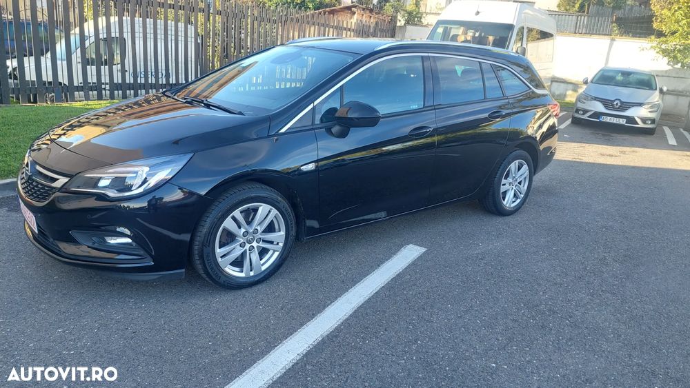 Opel Astra 1.6 CDTI Start/Stop Sports Tourer Active - 2