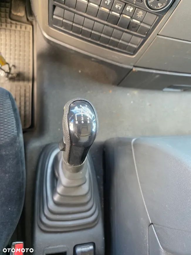 MAN TGS 26.360 TYLKO 412 TYS km BURTY OTWIERANE HYDRAULICZNIE KLIMATYZACJA - 15