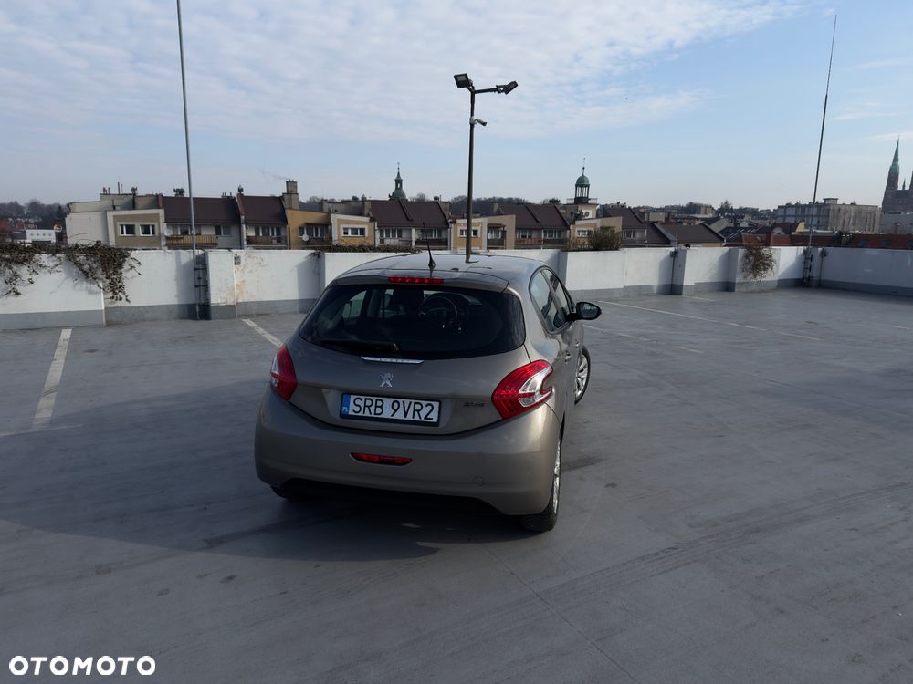 Peugeot 208 1.2 VTi Active - 3