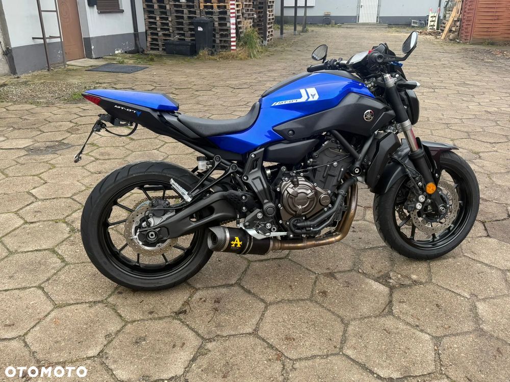 Yamaha MT - 12