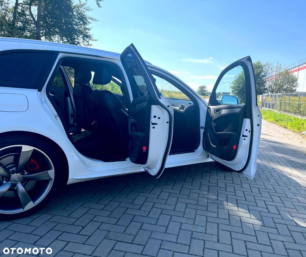 Audi A4 Avant - 8