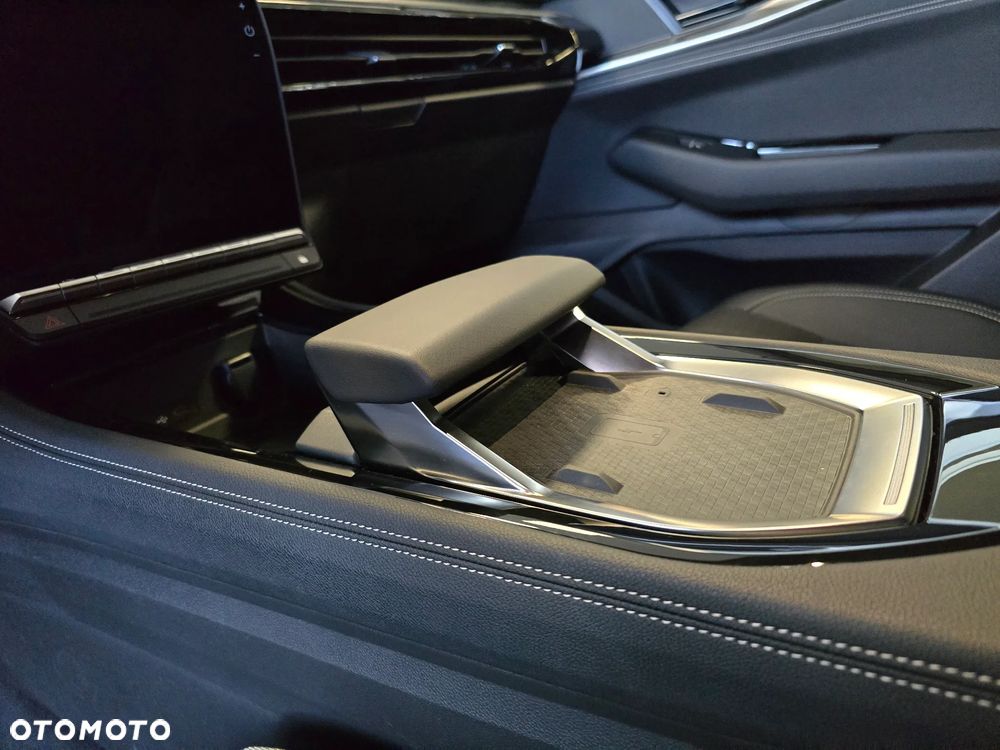 Renault Austral 1.2 E-Tech Full Hybrid 200 Iconic MMT - 9