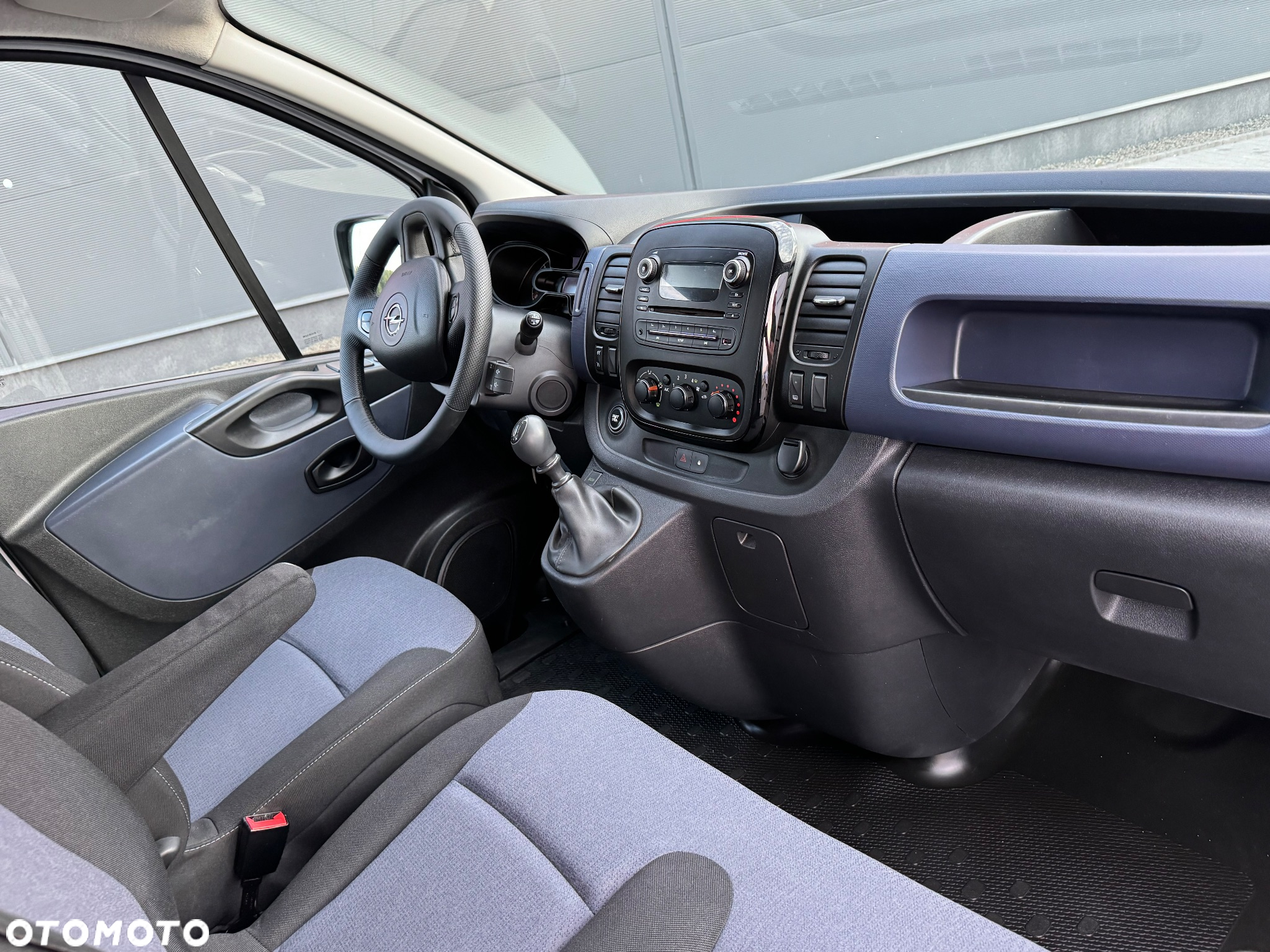 Opel Vivaro Long - 7