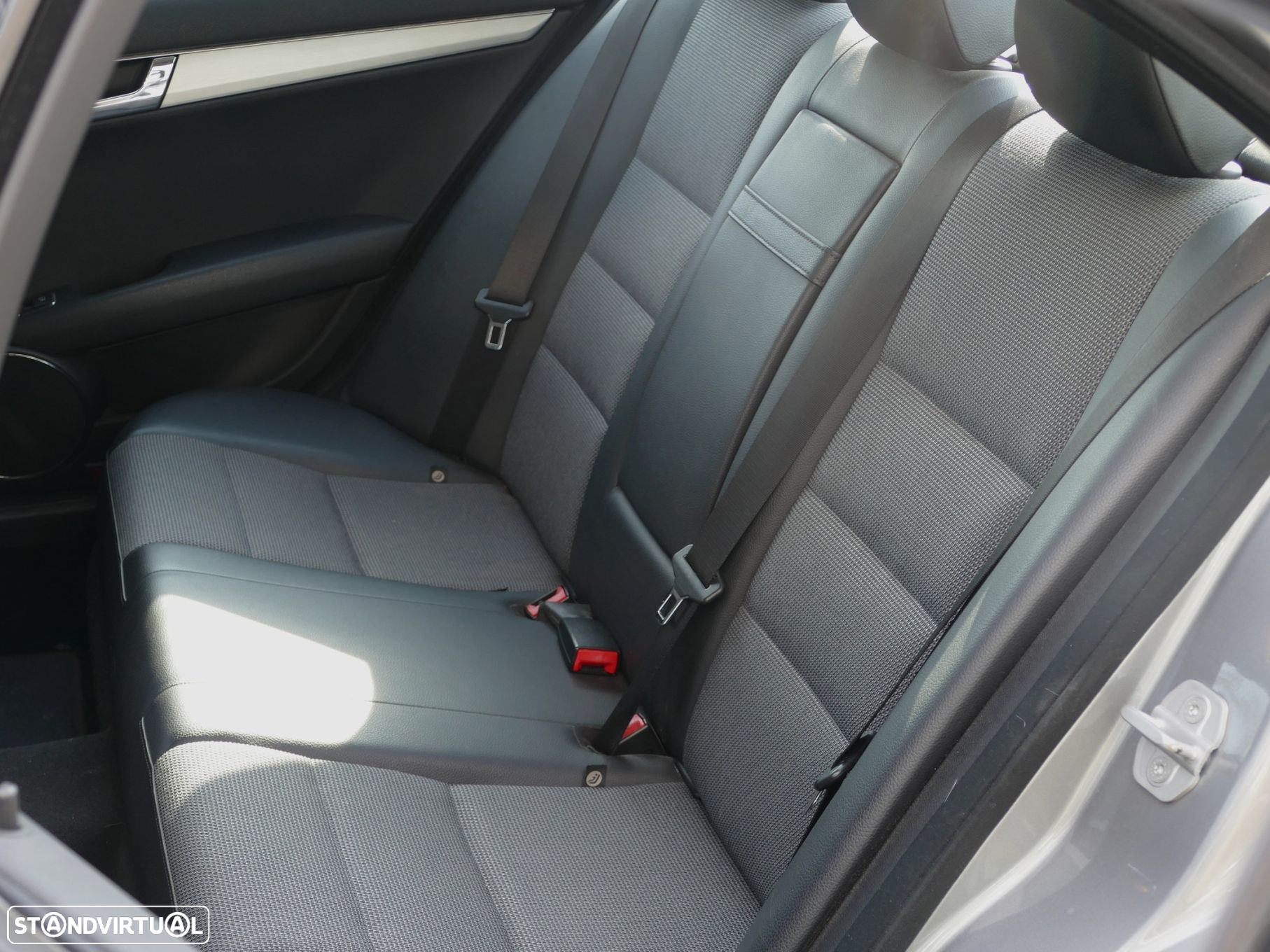 Mercedes-Benz C 250 CDi Avantgarde BlueEfficiency - 31