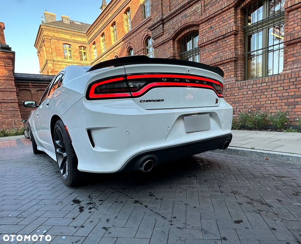 Dodge Charger Automatik R/T Scat Pack - 12